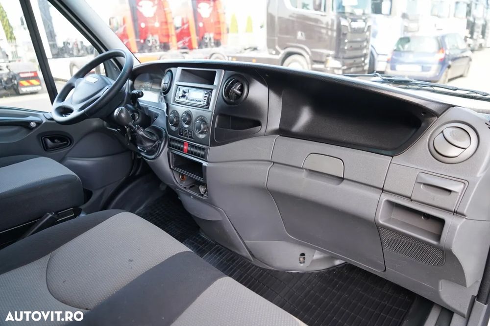 Iveco DAILY 35-130 / OȚEL CU BASCULATOR SPATE / CAMION MIX - 7 LOCURI / DOUĂ / MANUAL / IMPORTAT / - 31
