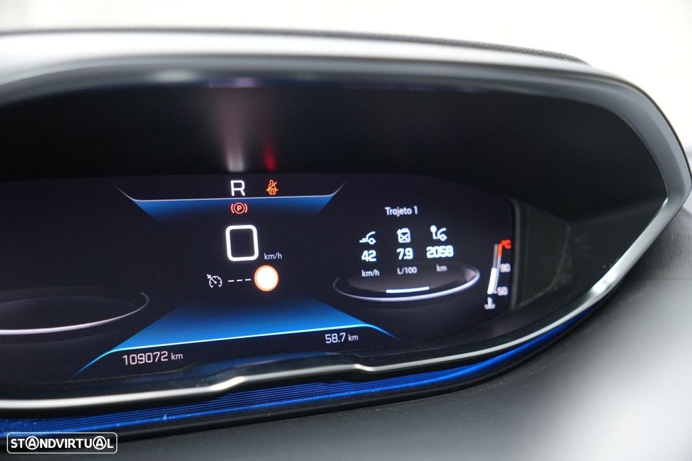 Peugeot 3008 1.2 PureTech Allure EAT8 - 11