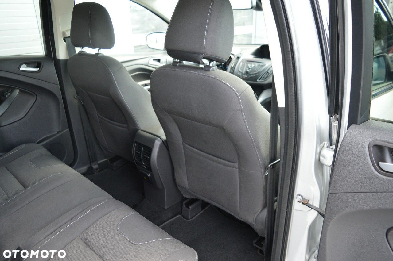 Ford Kuga - 29