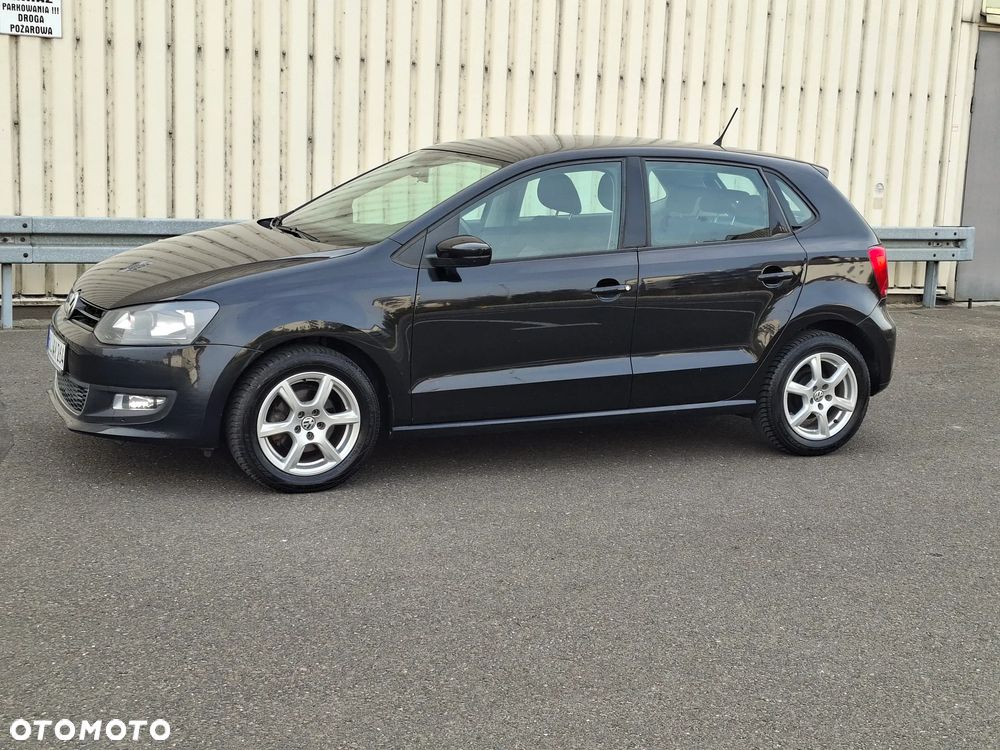 Volkswagen Polo - 2