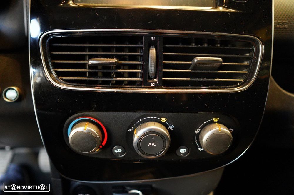 Renault Clio Sport Tourer - 21