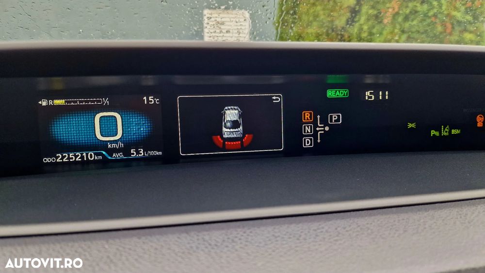 Toyota Prius 1.8 HSD Exclusive - 17