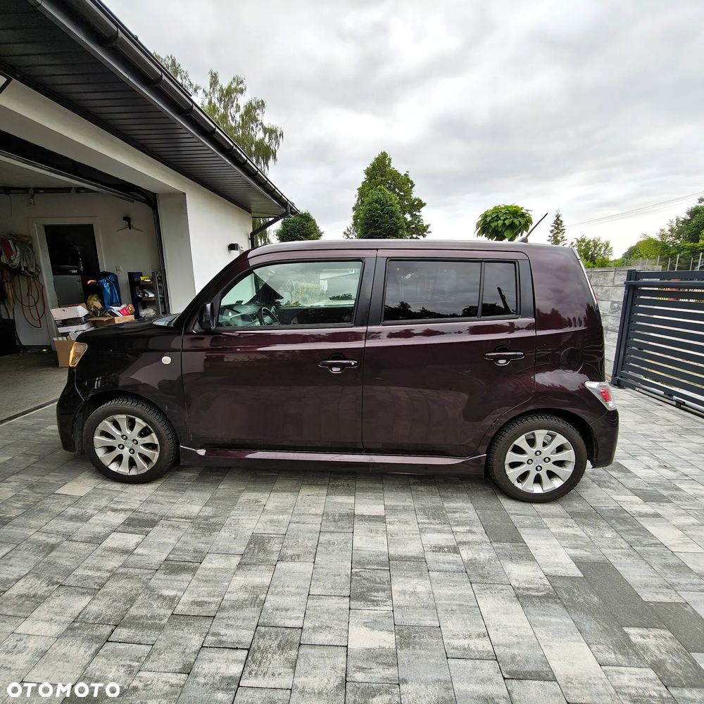 Daihatsu Materia 1.5 - 2