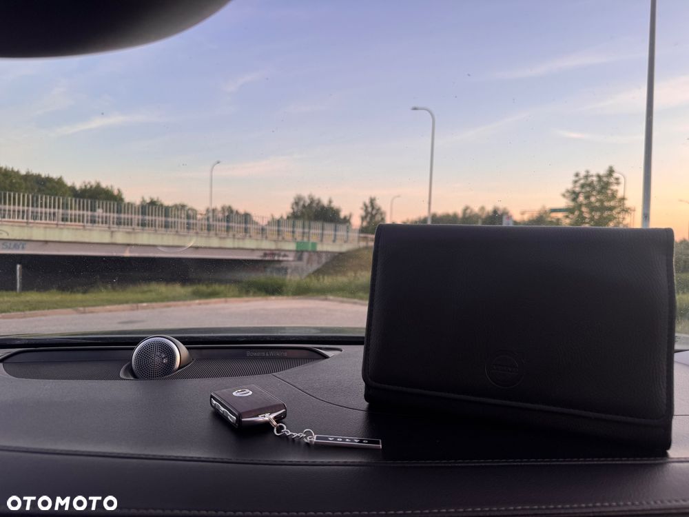 Volvo V90 Cross Country T6 AWD Pro - 32