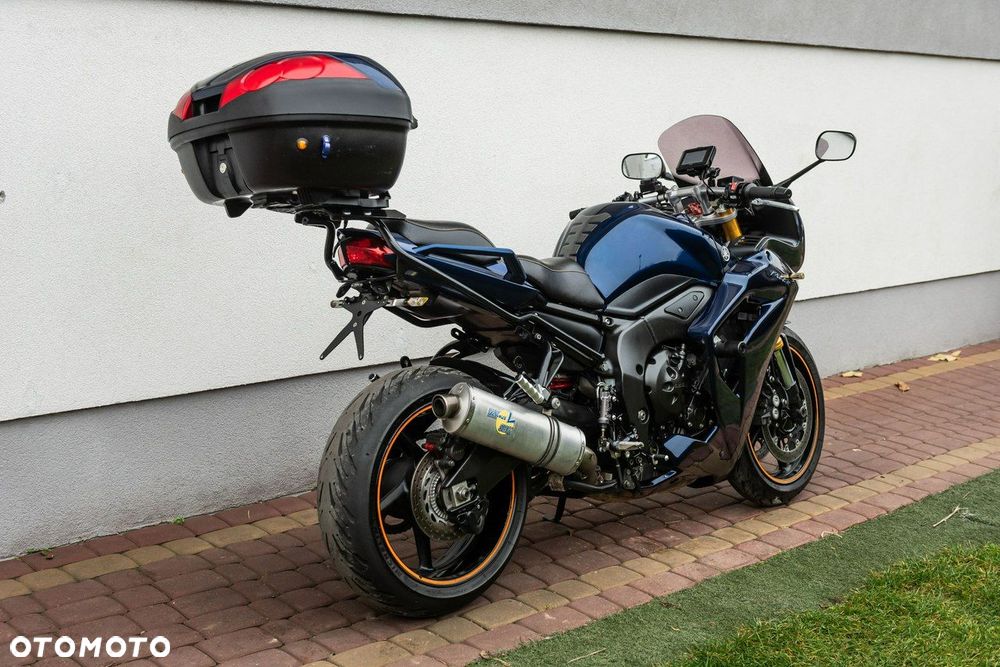 Yamaha FZ - 4