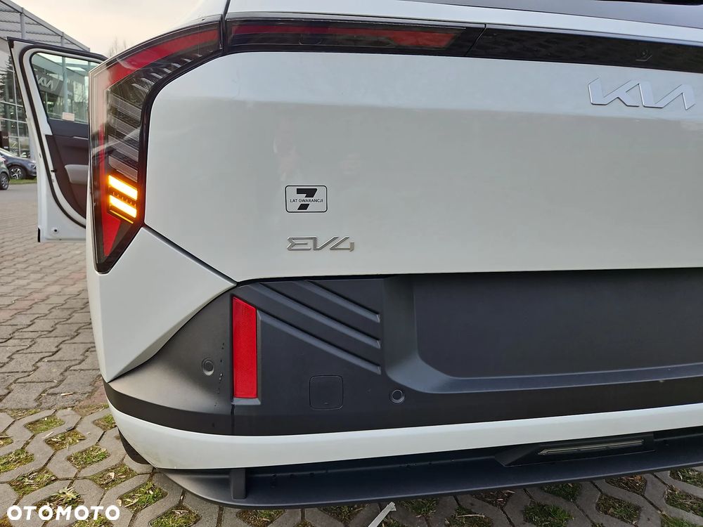 Kia EV4 81.4kWh Business Line - 24