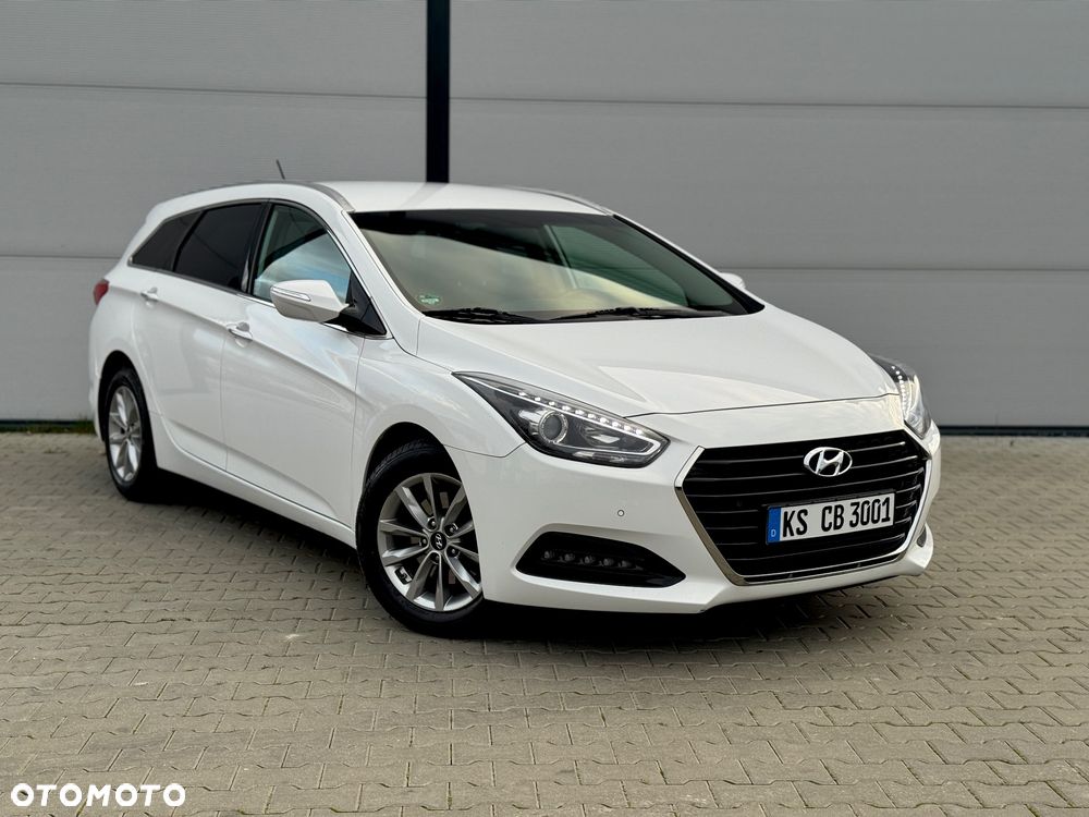 Hyundai i40 Kombi blue 1.7 CRDi DCT Premium - 2