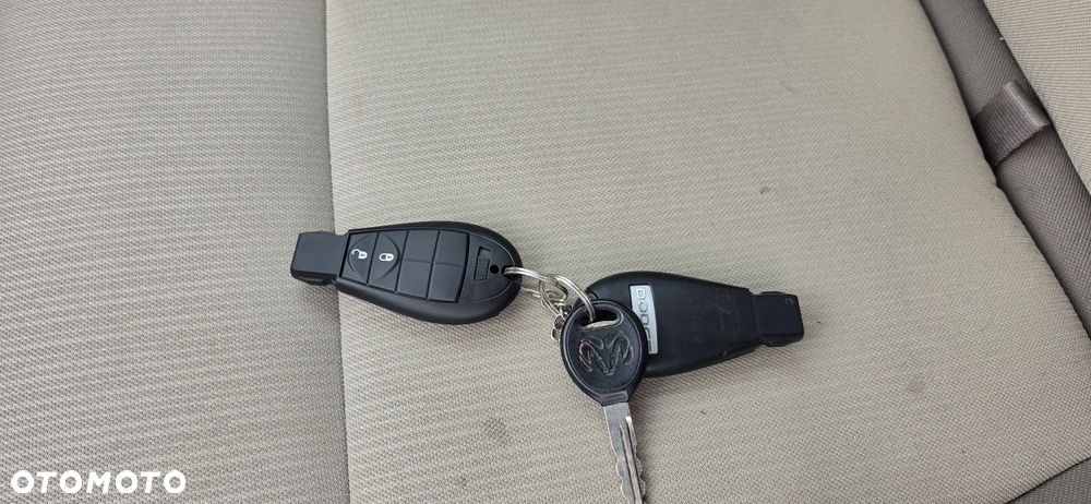 Dodge Journey 2.0 CRD SXT - 17