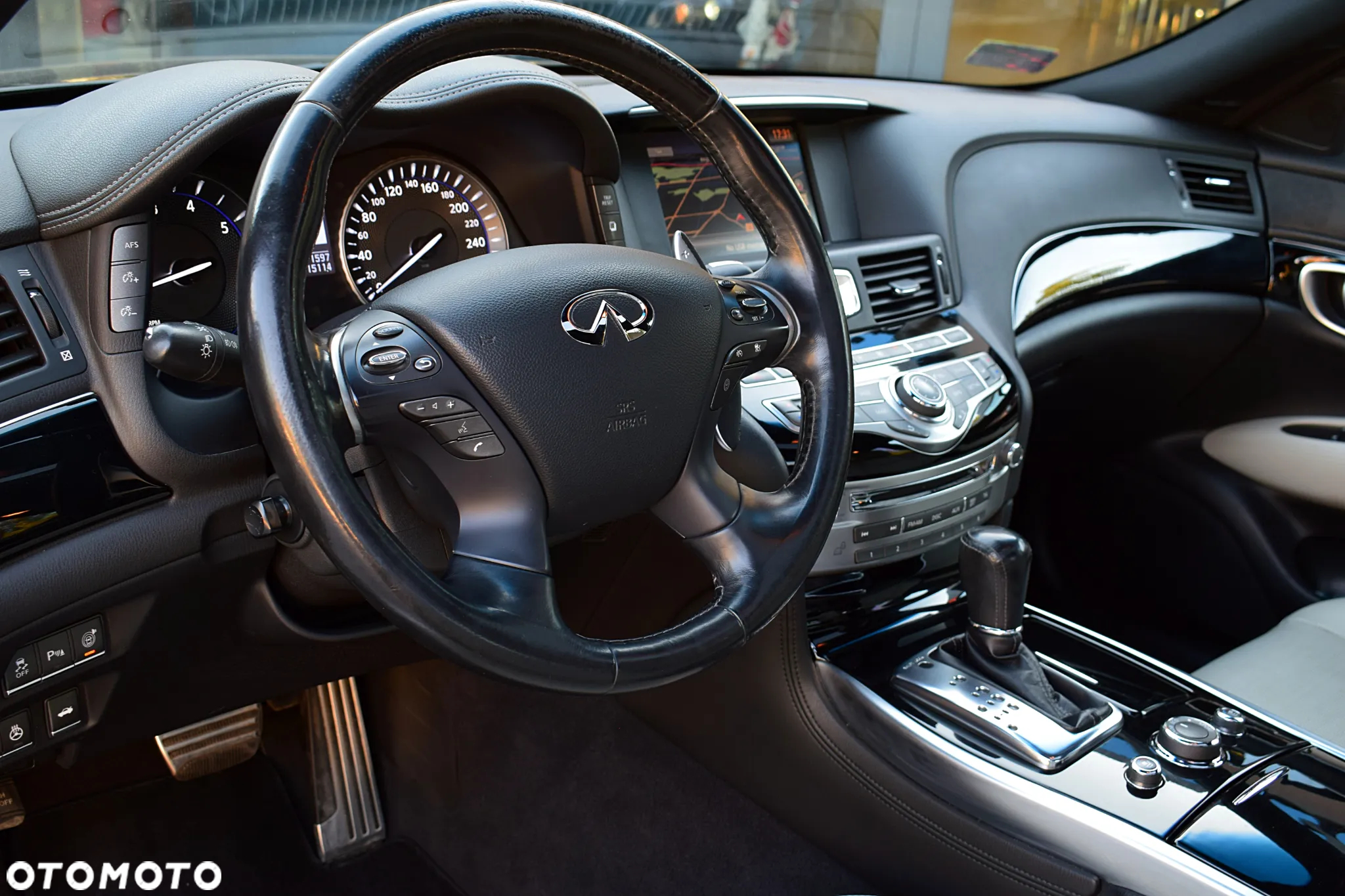 Infiniti M M30d S Premium - 4