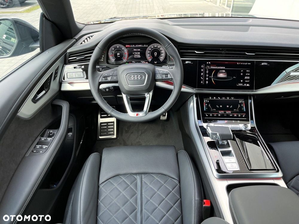 Audi Q8 - 6