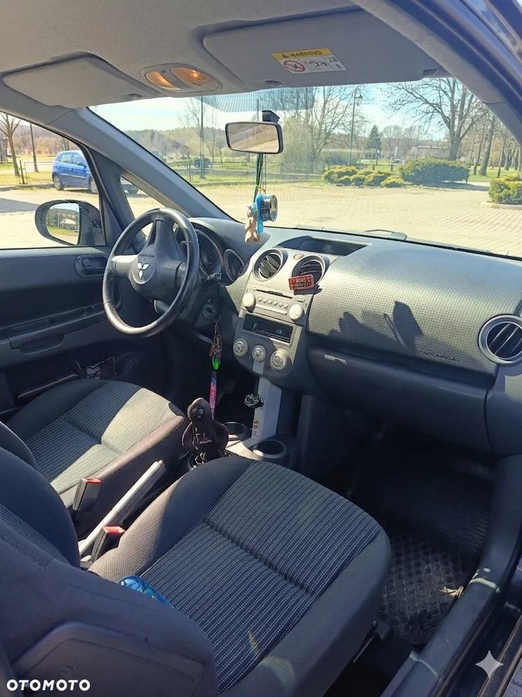 Mitsubishi Colt CZ3 1.3 Young Edition - 3