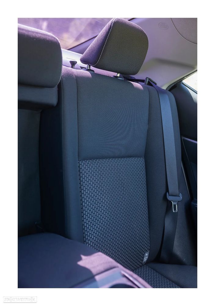 Toyota Corolla 1.4 D-4D Comfort+VSC+PM - 5