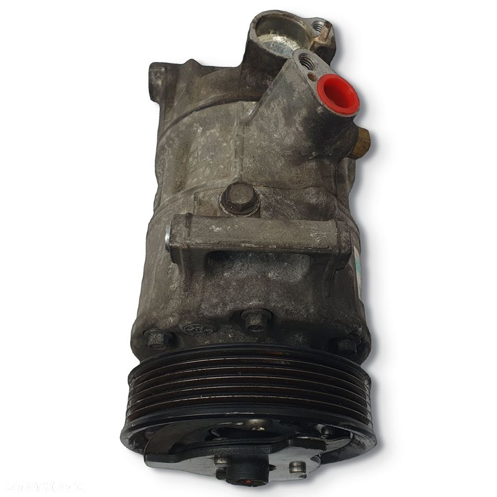SPRĘŻARKA KLIMATYZACJI VW Caddy III 1.6 TDI 5N0820803 - 5