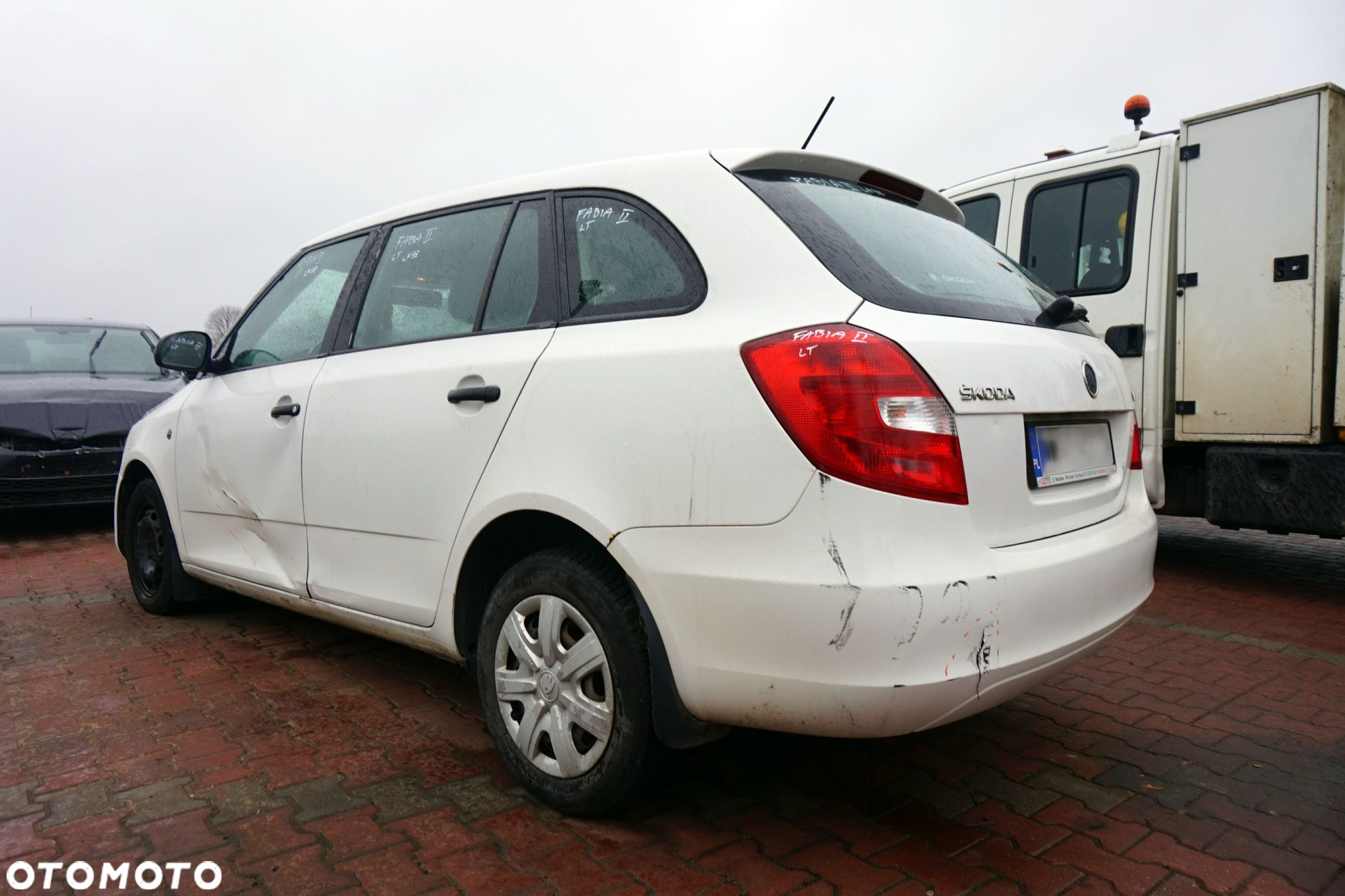 SKODA FABIA II 545 LIFT KOMBI 2013 LF9E 1.2 12V CGPA 70KM LNR BIAŁY na części - 3