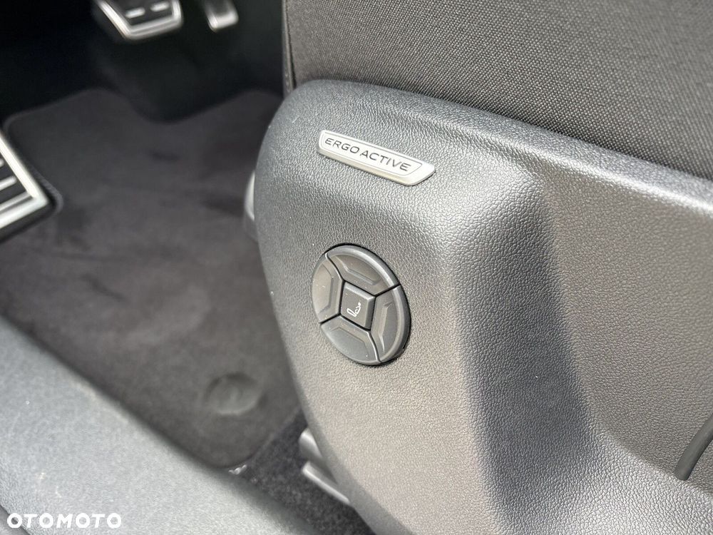 Volkswagen Tiguan - 13