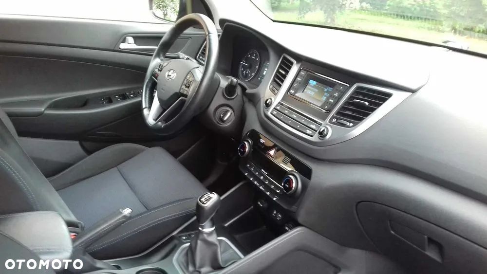 Hyundai Tucson 2.0 CRDI BlueDrive Style 2WD - 7