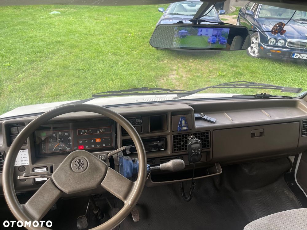 Peugeot J5 - 11