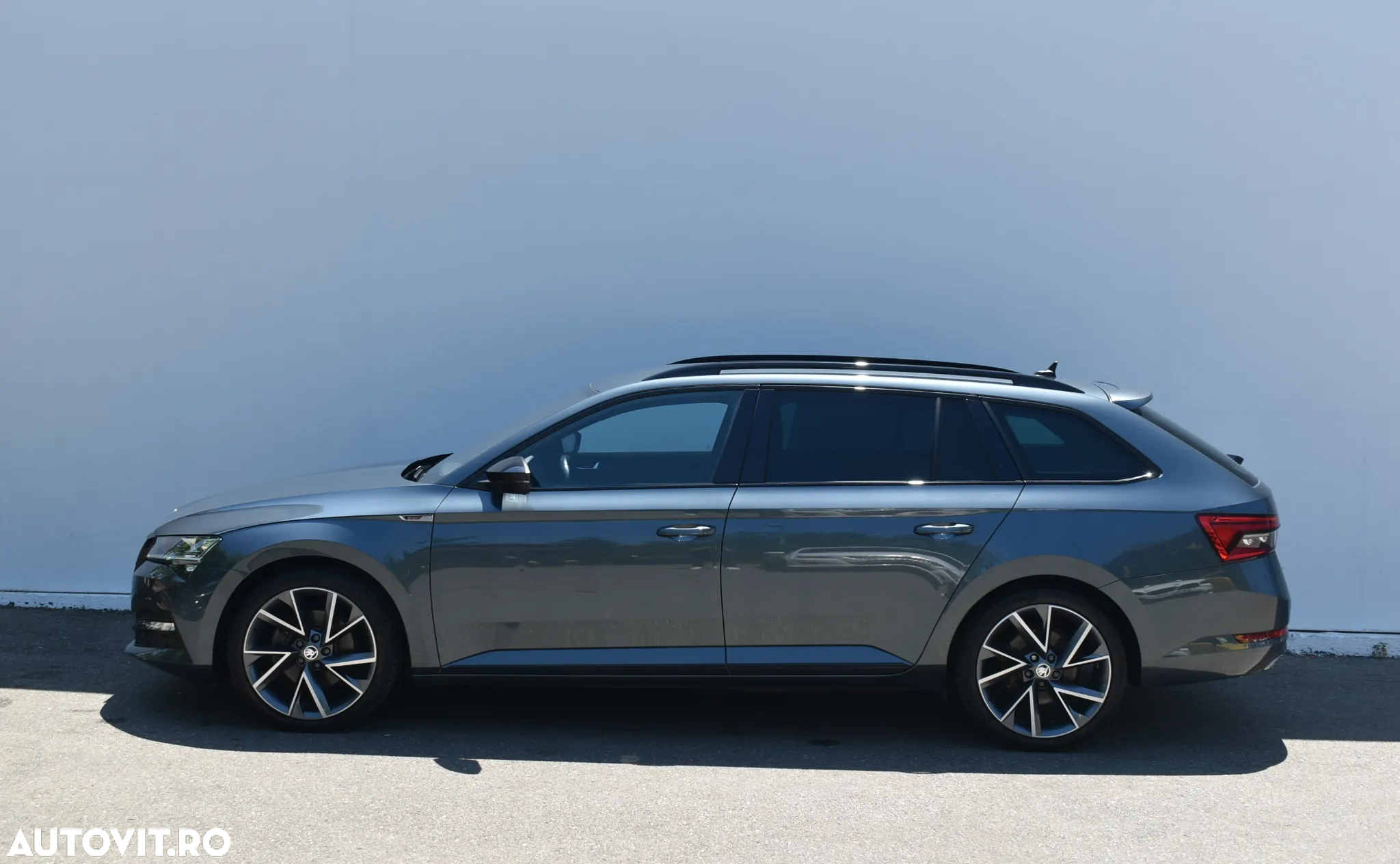 Skoda Superb Combi 1.4 TSI iV DSG Sportline - 2