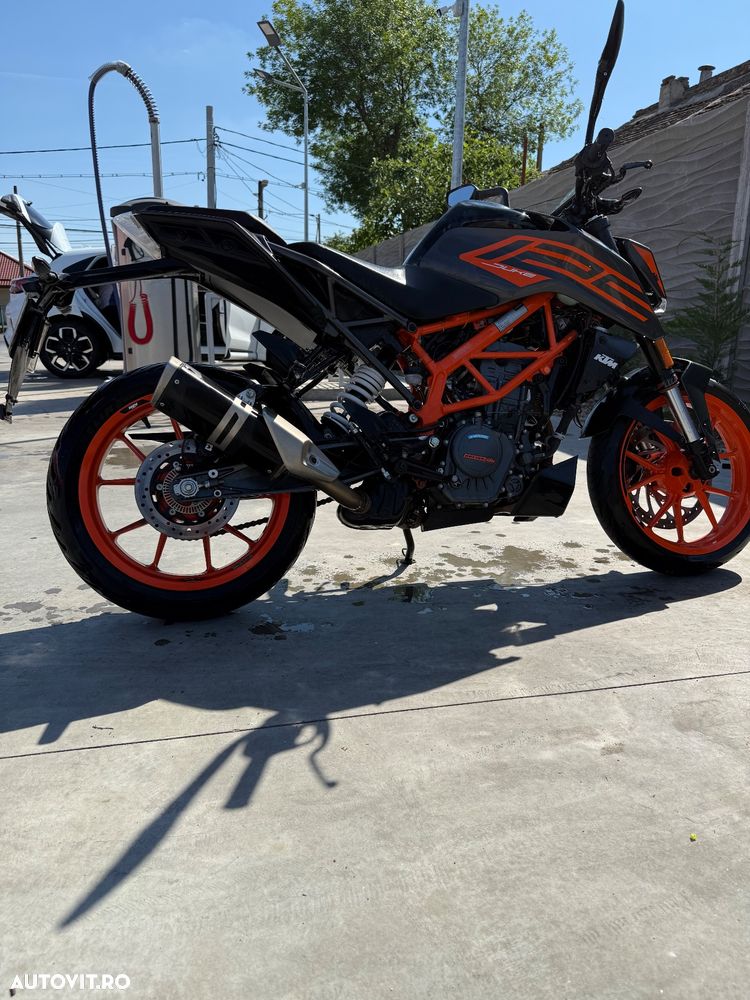 KTM 125 Duke - 3