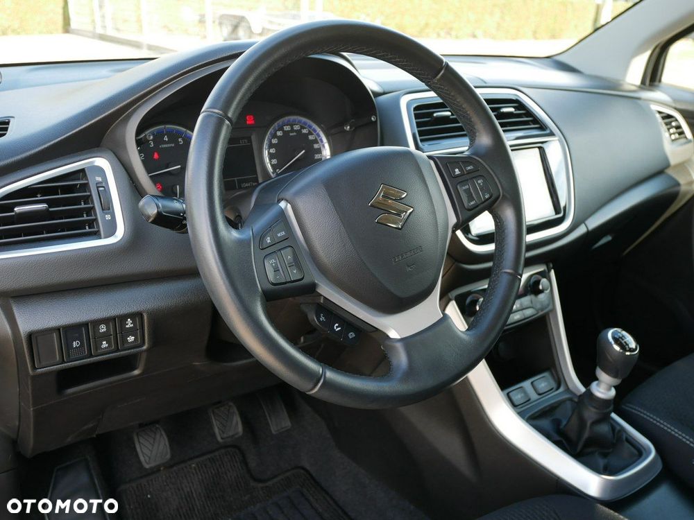 Suzuki SX4 S-Cross 1.4 BoosterJet Hybrid Comfort - 15