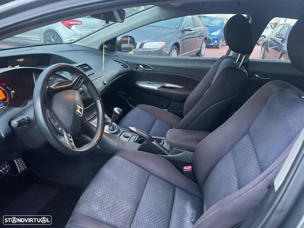 Honda Civic 1.4 i-VTEC Sport - 11