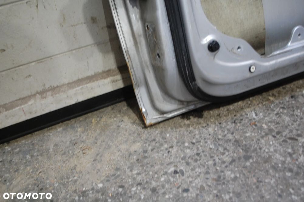 DRZWI PRAWY PRZÓD PRZEDNIE PRAWE VW POLO IV 9N1 5D CROSS FUN LA7W - 9