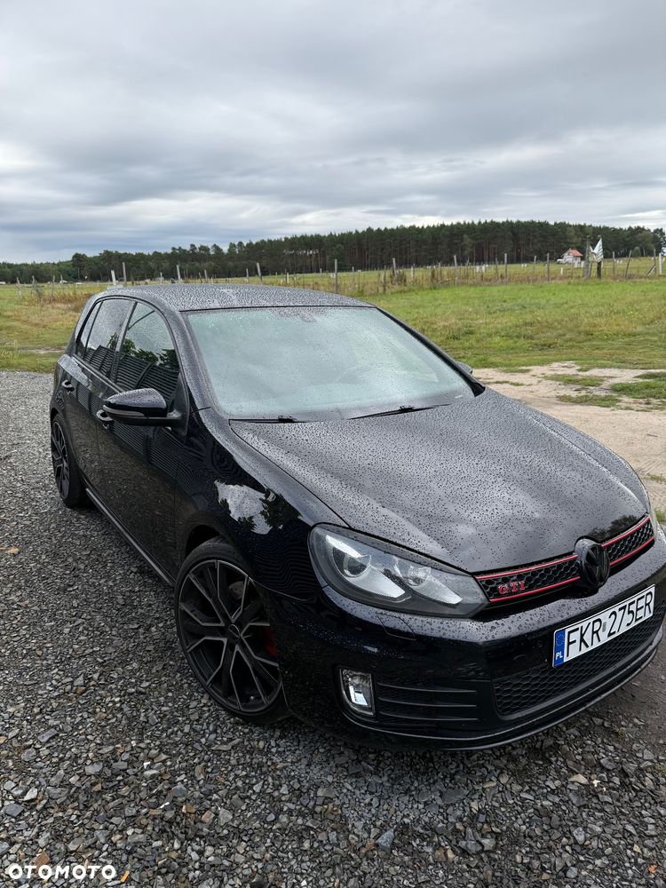 Volkswagen Golf 2.0 GTI DSG - 11