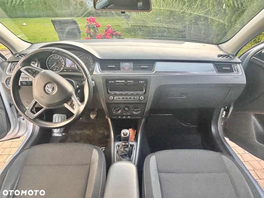 Skoda RAPID 1.6 TDI DPF Ambition - 14