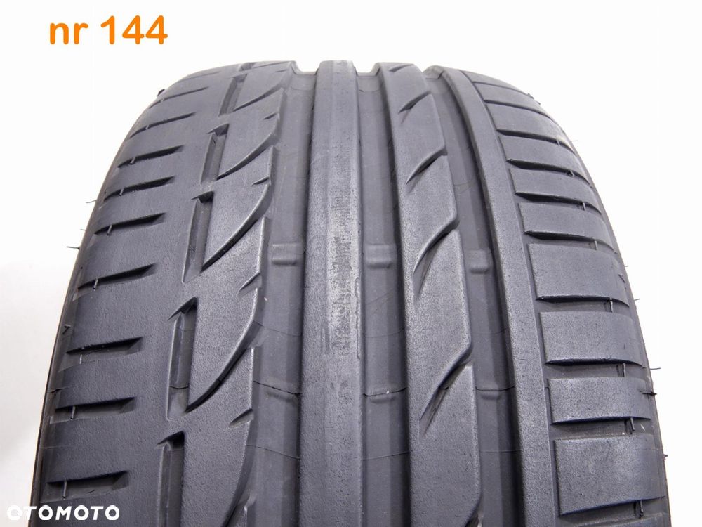 Bridgestone Potenza S001 235/35 R19 - 1