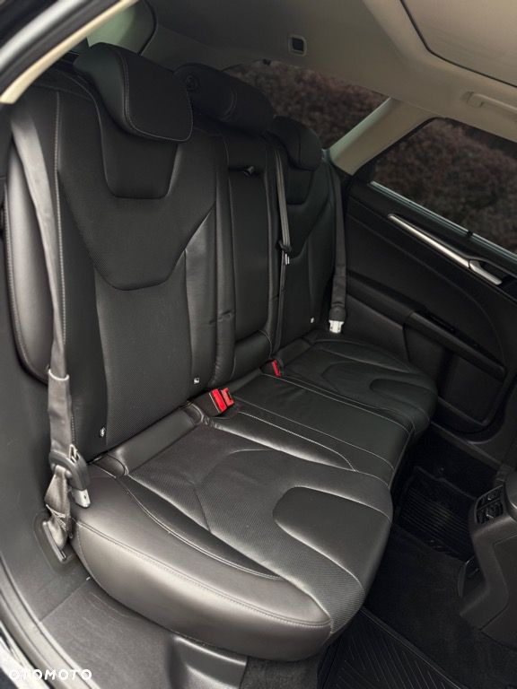 Ford Mondeo 2.0 TDCi ST-Line PowerShift - 32