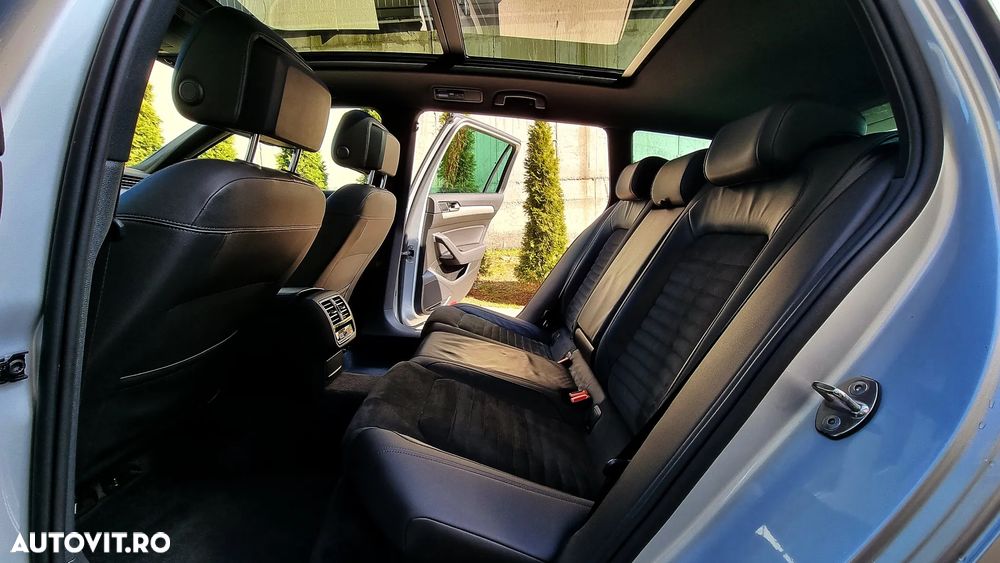Volkswagen Passat - 13