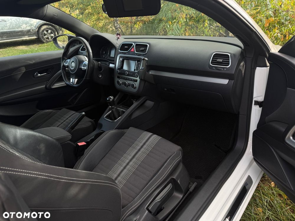 Volkswagen Scirocco - 11