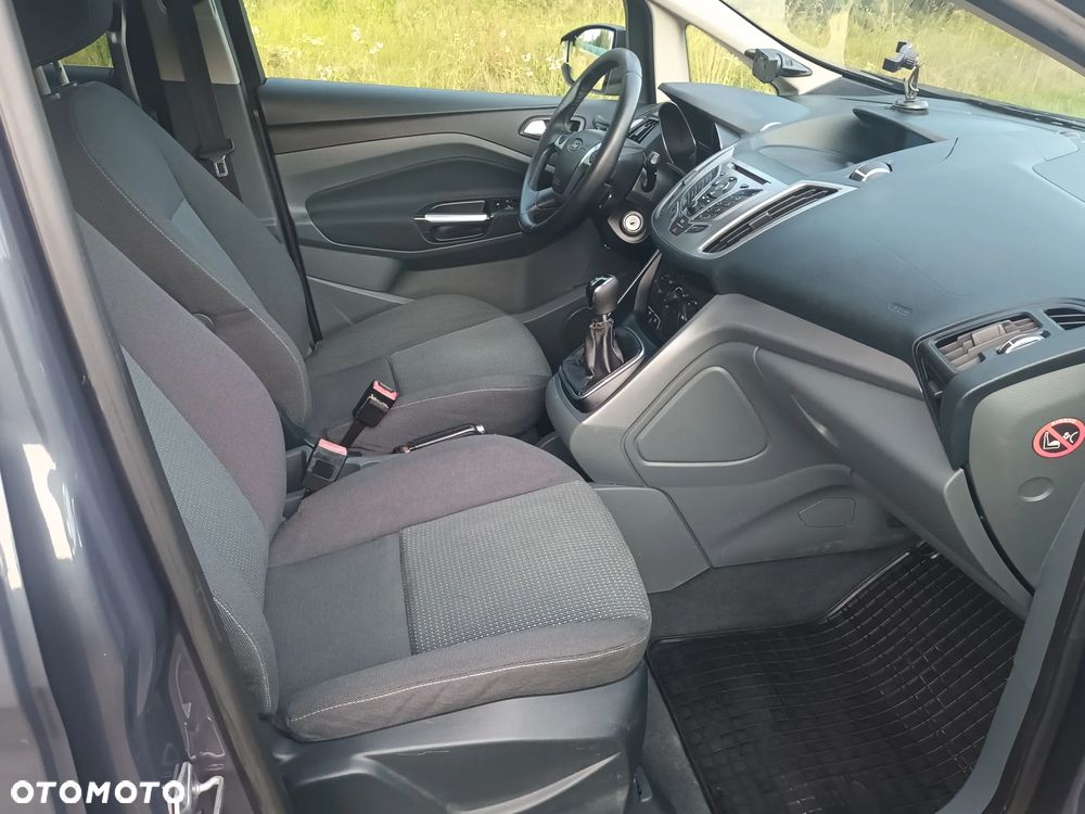 Ford Grand C-MAX - 18
