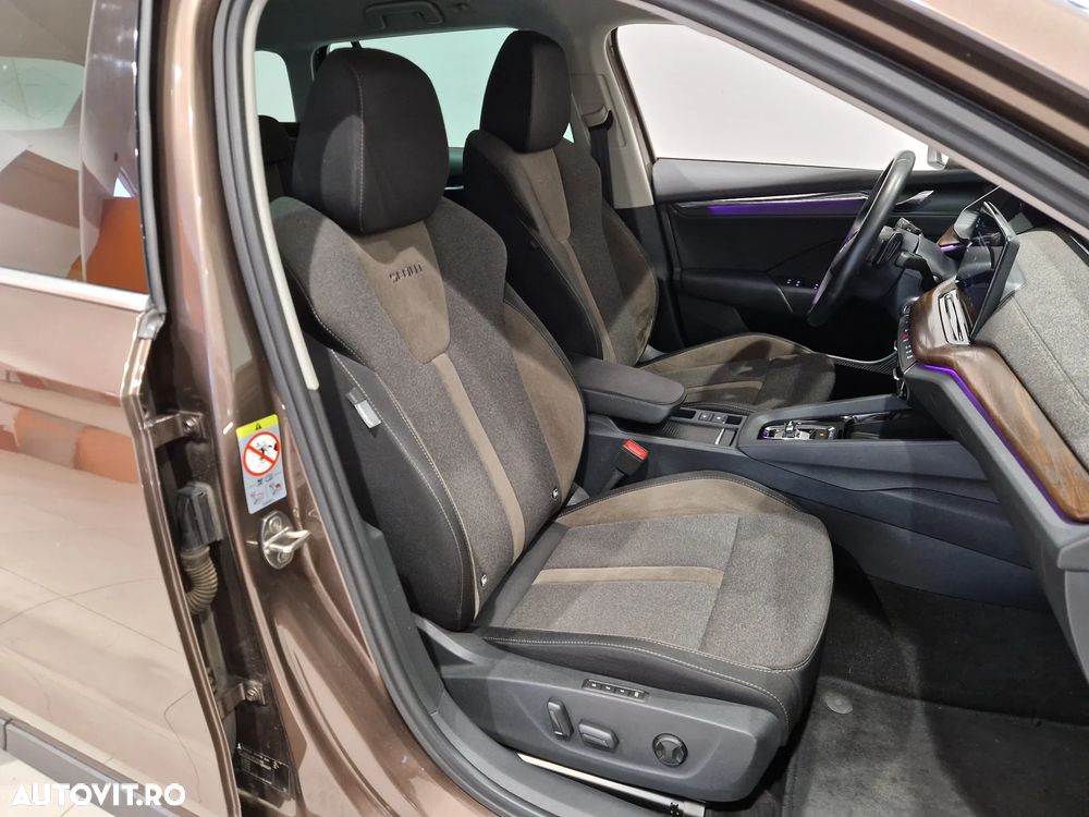 Skoda Octavia Combi 2.0 TDI DSG 4X4 Scout - 13