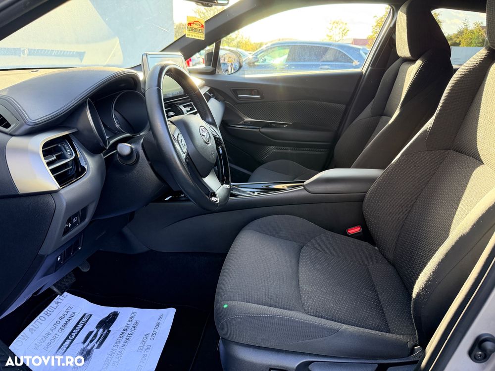 Toyota C-HR 1.8 HEV 140 CP 4x2 CVT Dynamic - 9