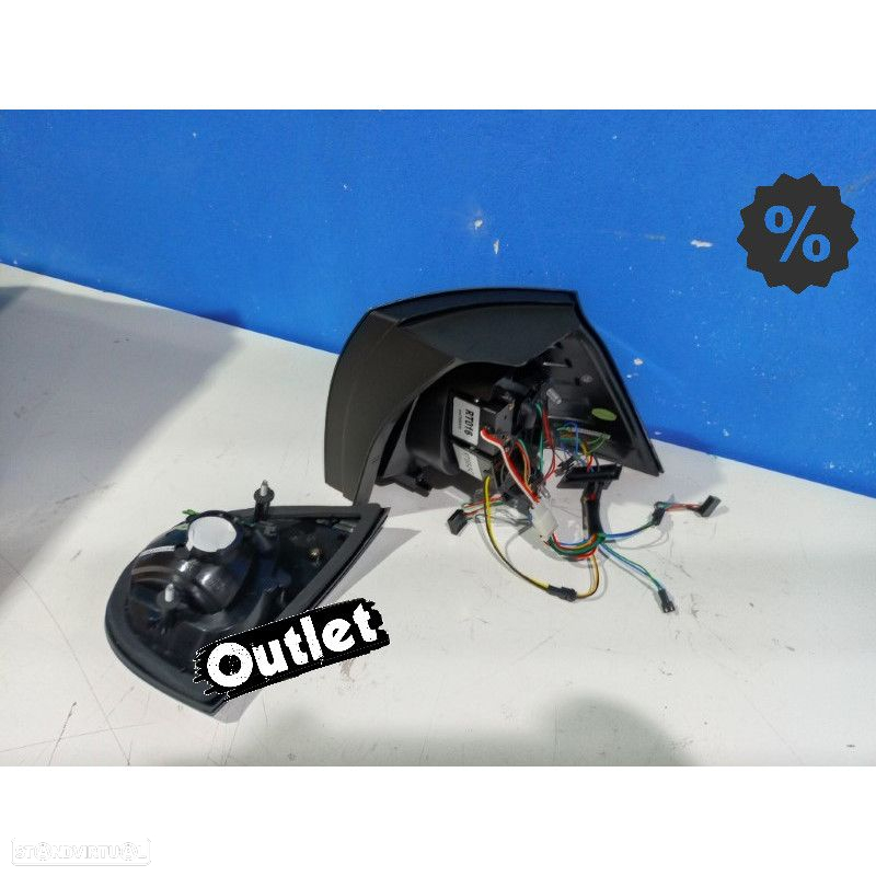 R145311C1 FAROLINS TRASEIROS LED PARA VOLKSWAGEN VW GOLF 5 MK V 03-08 PRETO - 4