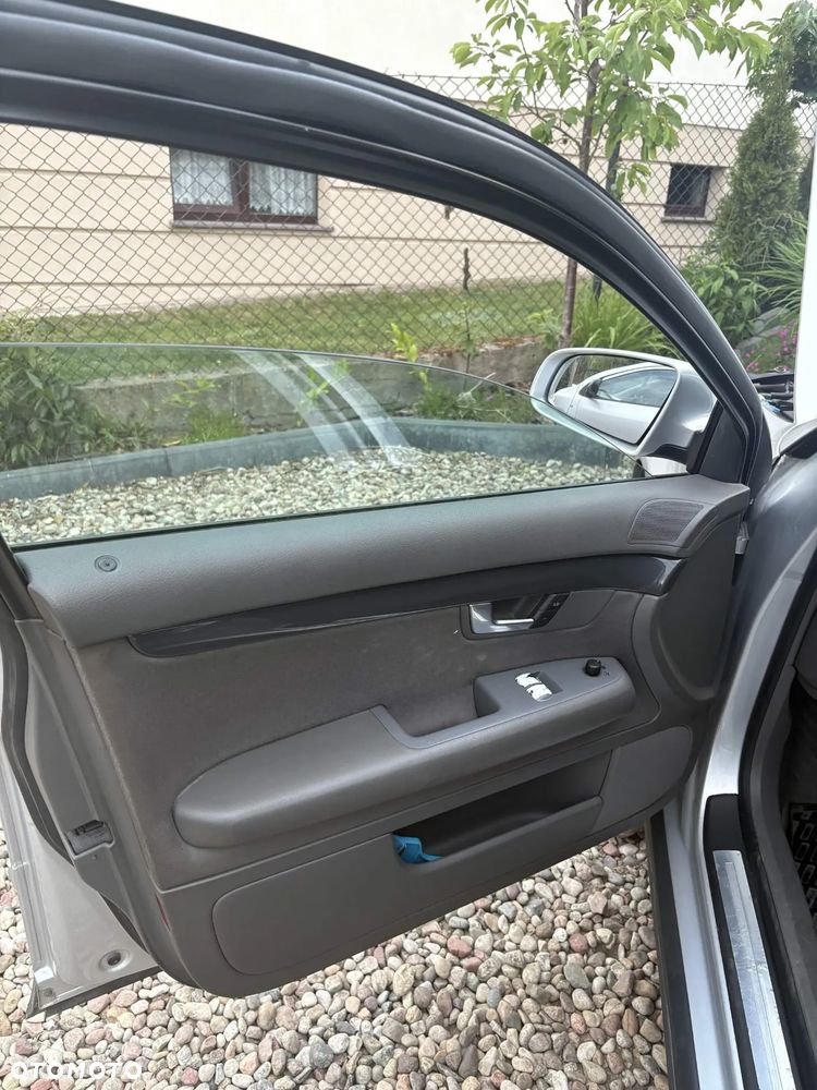 Audi A4 Limousine 1.8T - 10