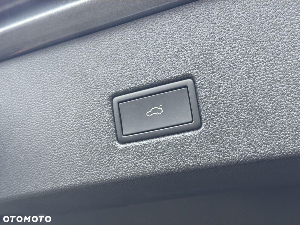 Volkswagen T-Roc 1.5 TSI Style DSG - 33