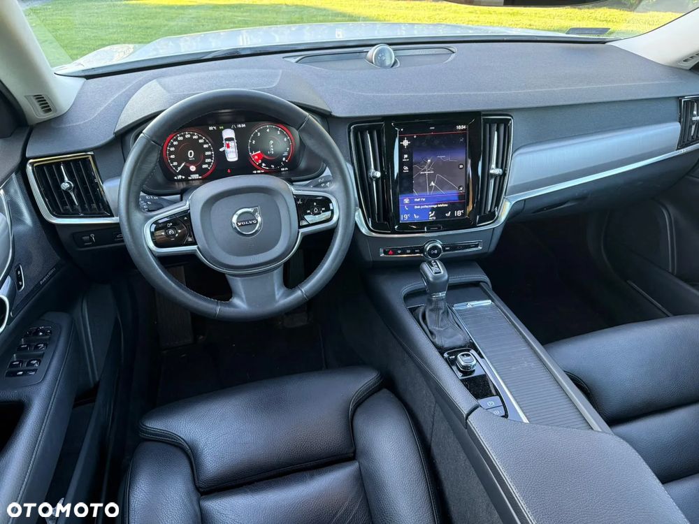 Volvo S90 T5 R-Design - 6