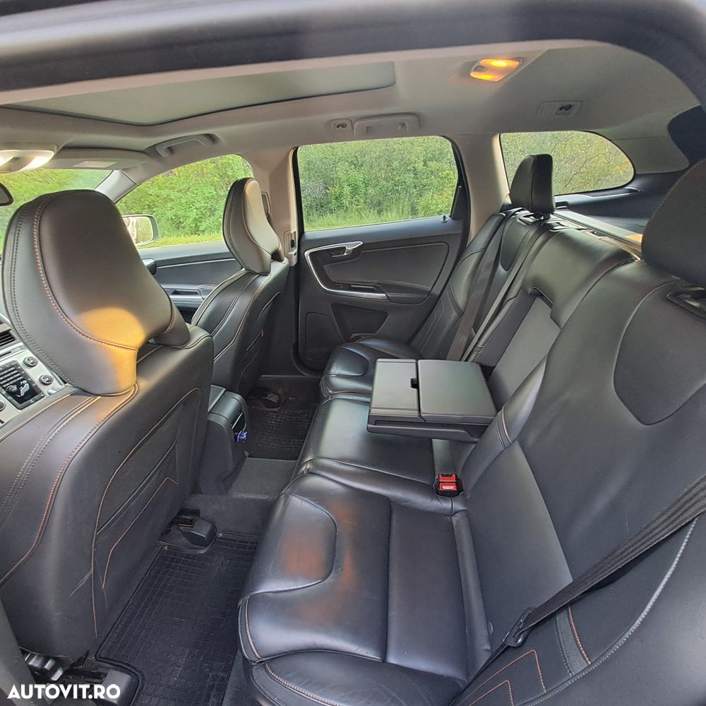 Volvo XC 60 D3 Momentum - 13