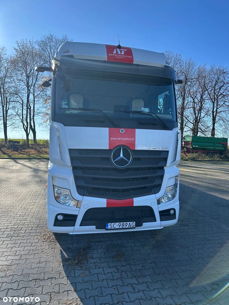 Mercedes-Benz 1845 - 1