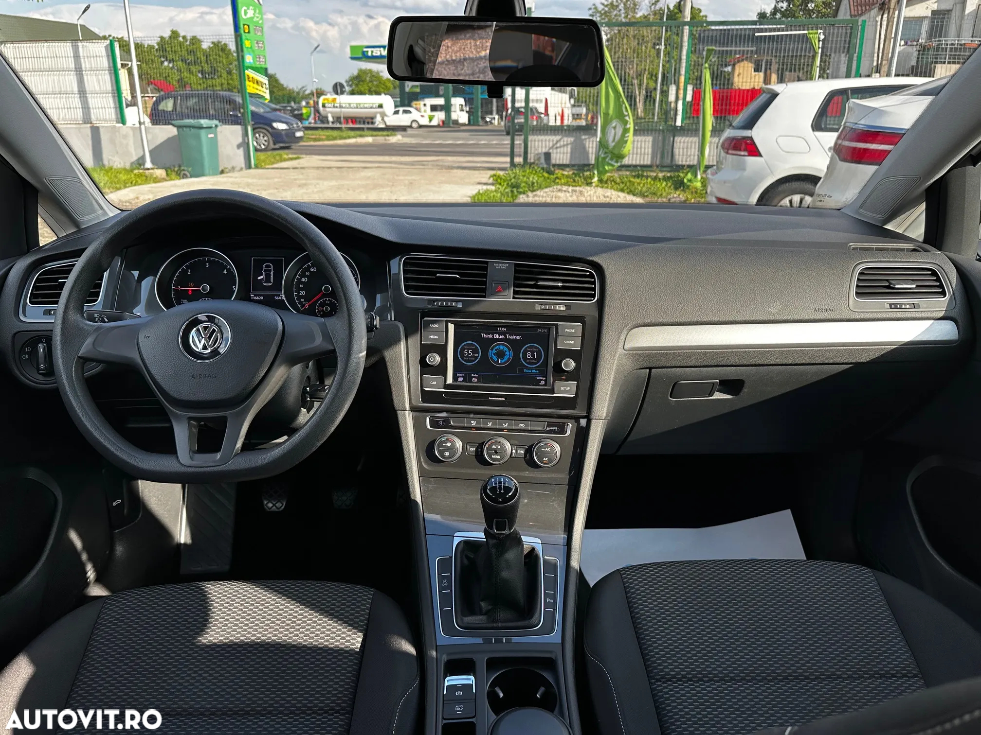 Volkswagen Golf 1.6 TDI Trendline - 8