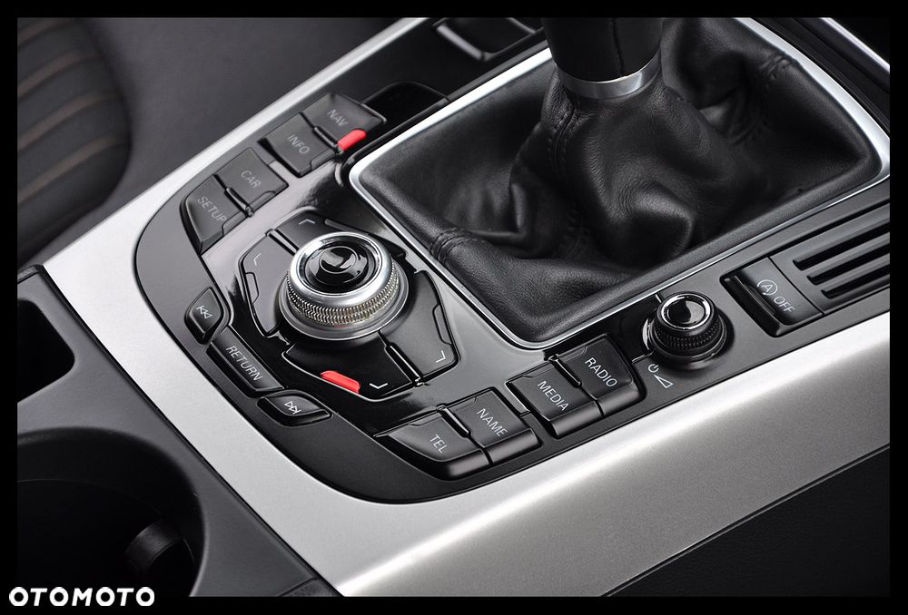 Audi A4 Avant 2.0 TDI DPF Ambiente - 35