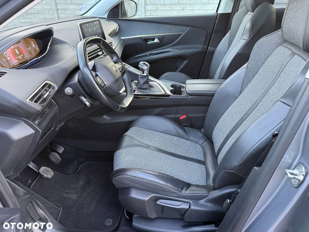 Peugeot 3008 - 21