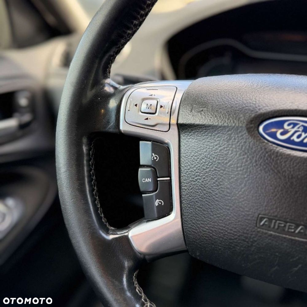 Ford S-Max - 23