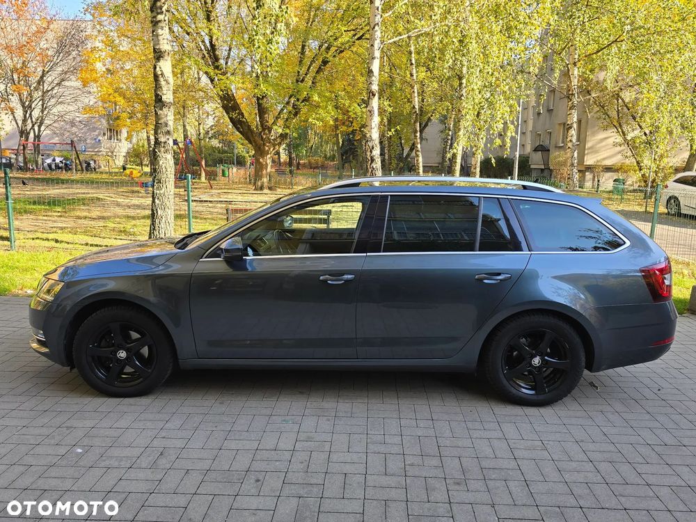 Skoda Octavia 2.0 TDI SCR Style DSG - 8