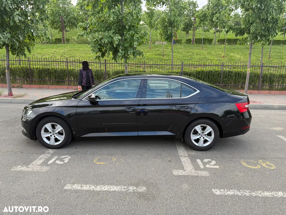Skoda Superb 1.6 TDI DSG Active - 7