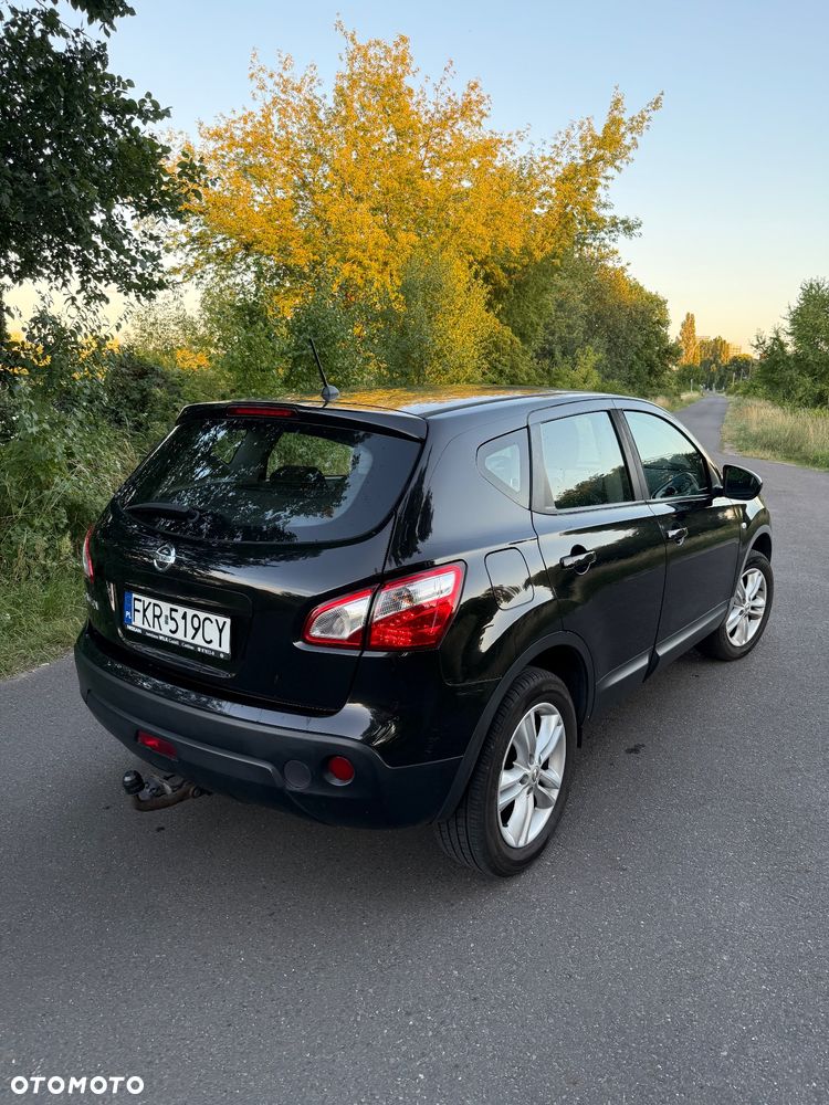 Nissan Qashqai 2.0 Lounge CVT - 4