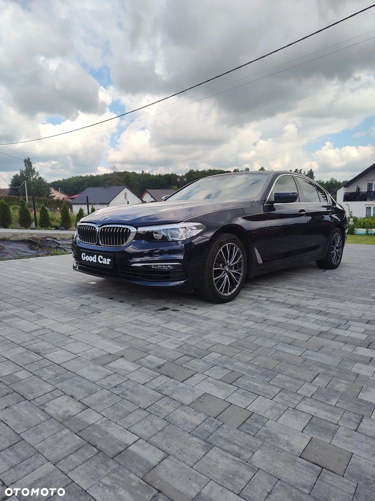 BMW Seria 5 520d xDrive M Sport Edition - 1