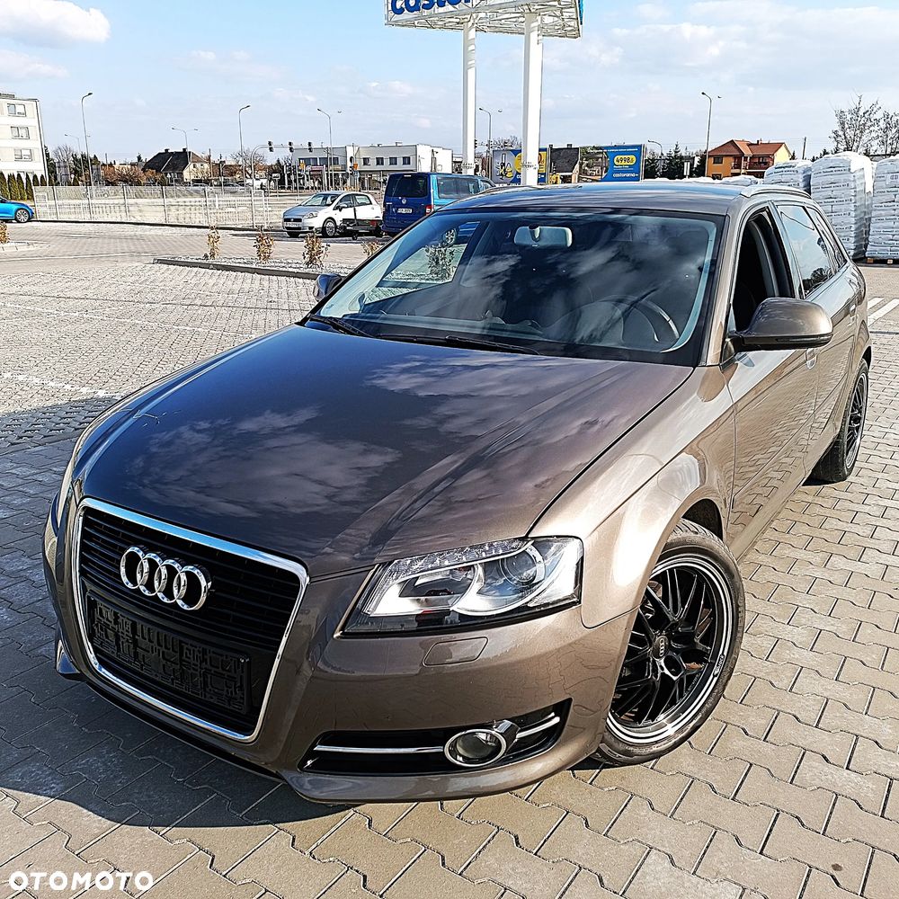 Audi A3 Sportback 2.0 TDI DPF Attraction - 2